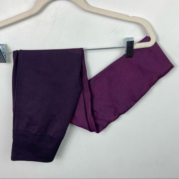 Lululemon Ebb to Train Tights High Rise Burgundy Size 6 Yoga Leggings Running - Picture 8 of 9